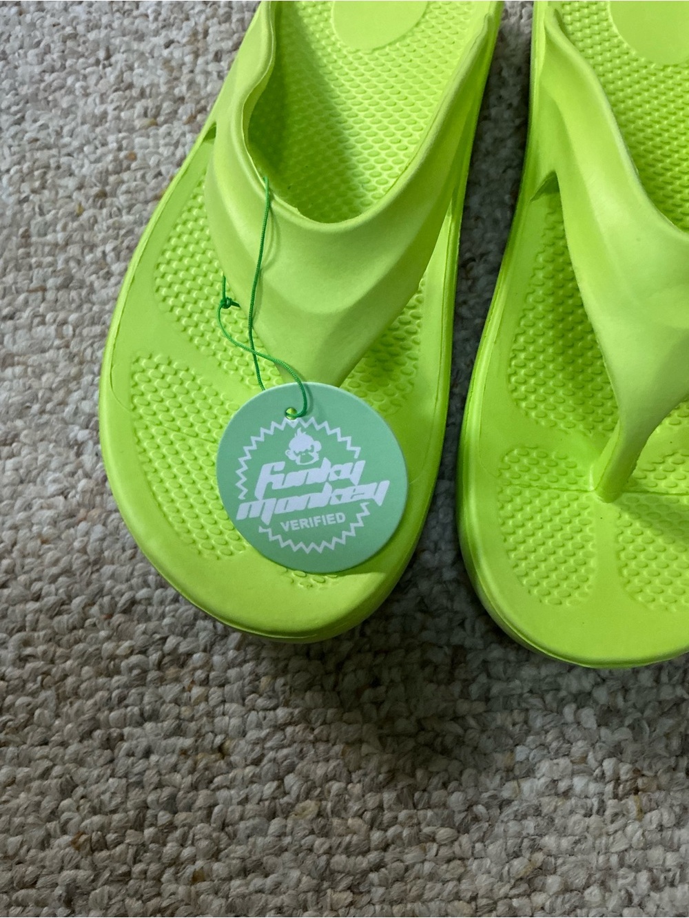 Women”s Funky Monkey NWT Neon Green Flip Flops - size 7